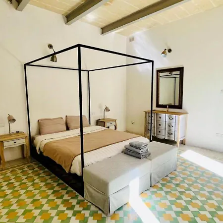 Deluxe One Bedroom 10 Meters From Center *