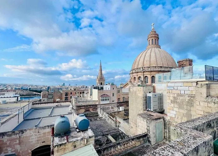 Deluxe One Bedroom 10 Meters From Center アパート バレッタ